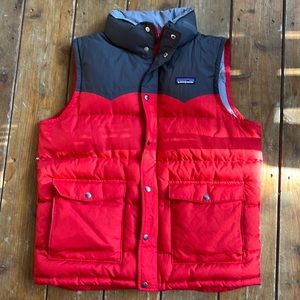 Patagonia Down Vest Men’s Medium, Red and Gray